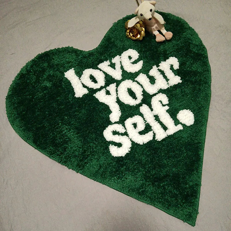 Green Heart-Shaped Tufting Rug - Fluffy Letter Carpet for Home Decor