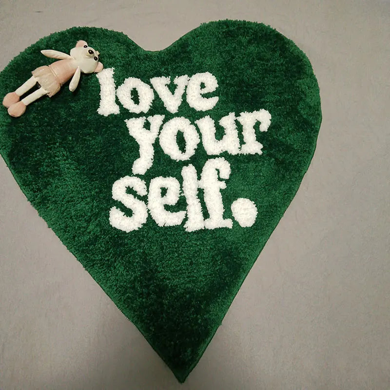 Green Heart-Shaped Tufting Rug - Fluffy Letter Carpet for Home Decor